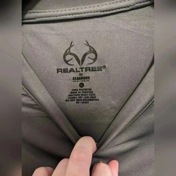 RealTree Camo Men's Shirt (NWOT) - Picture 6 of 7